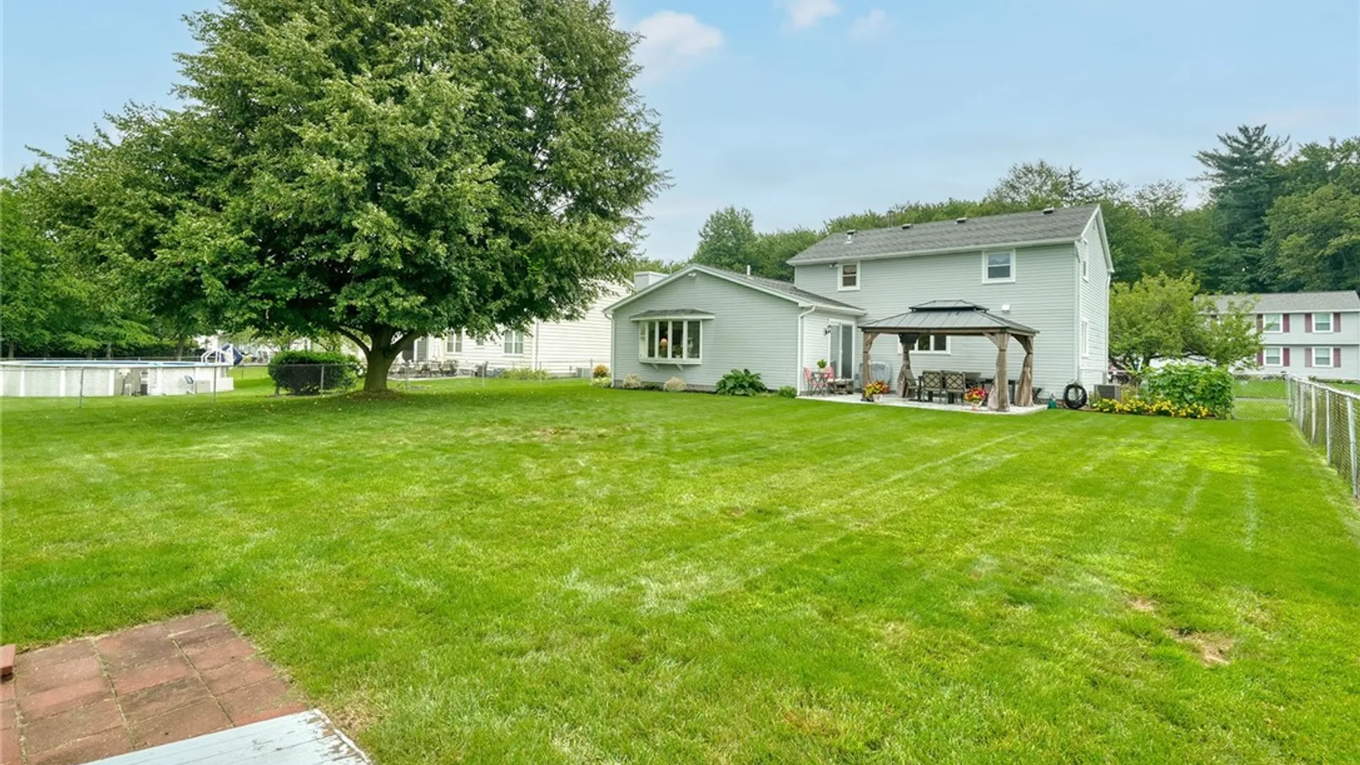 Property at 721 Close Circle, Webster, NY 14580 4