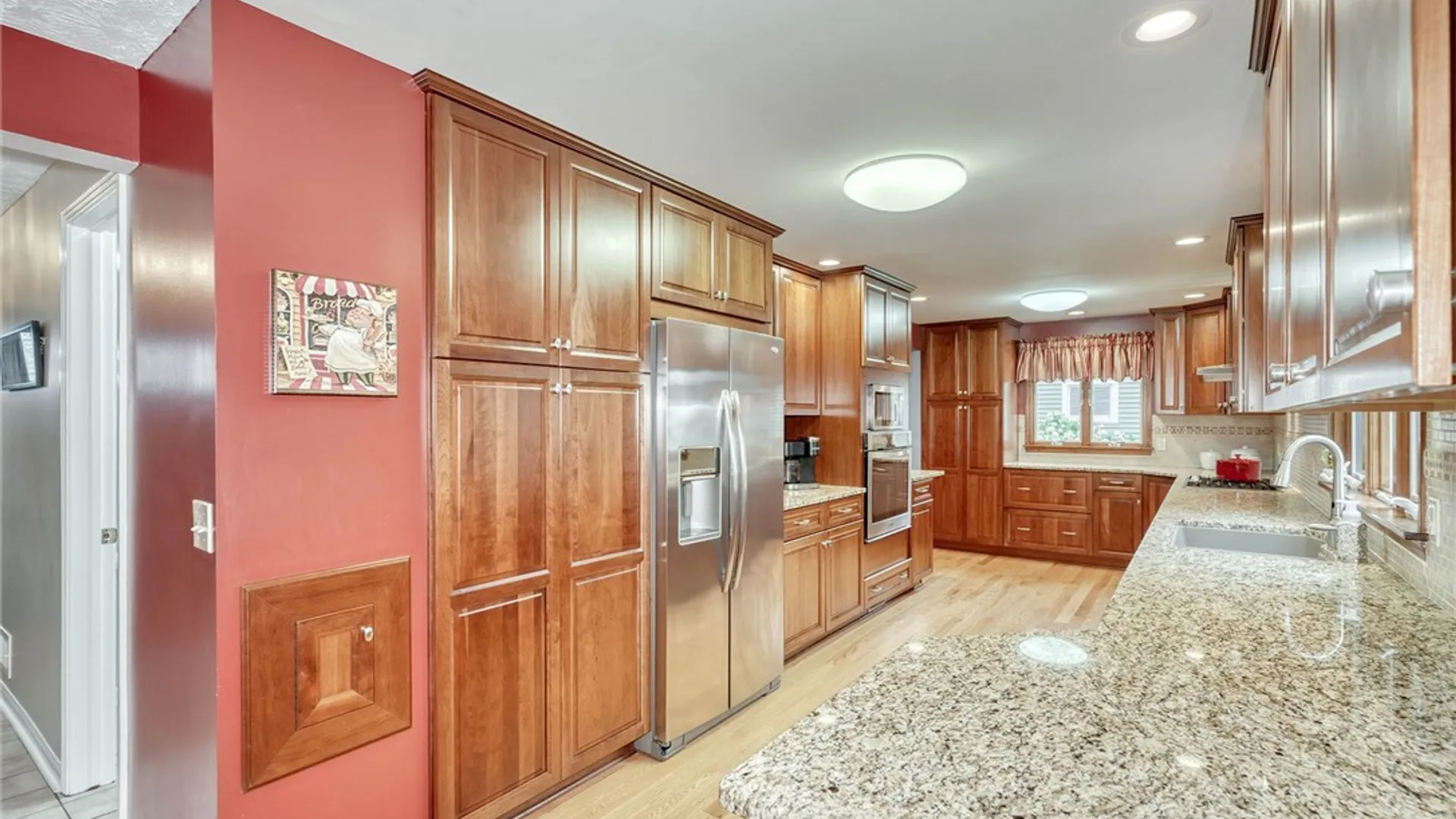 Property at 721 Close Circle, Webster, NY 14580 10