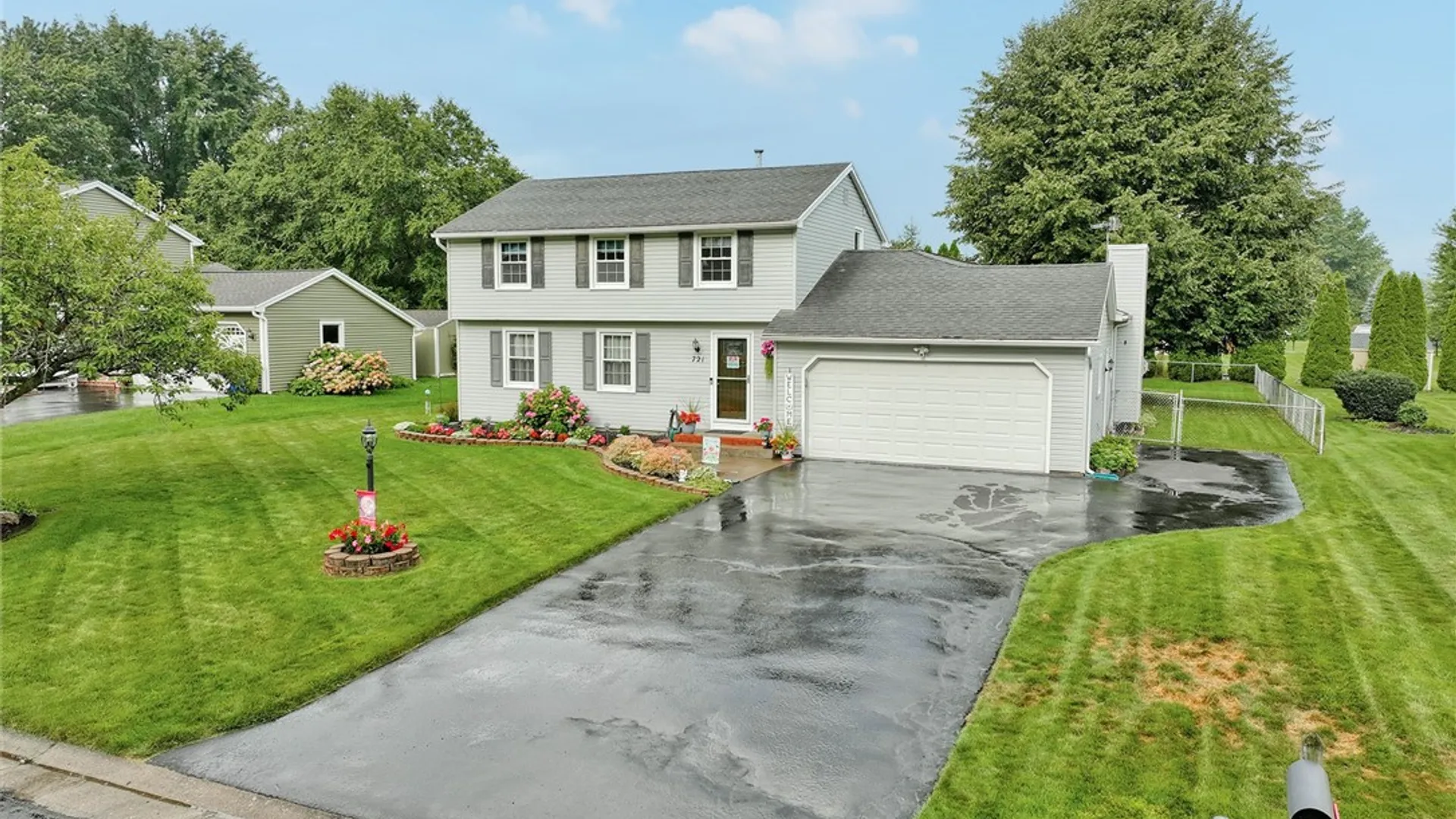 Property at 721 Close Circle, Webster, NY 14580 46