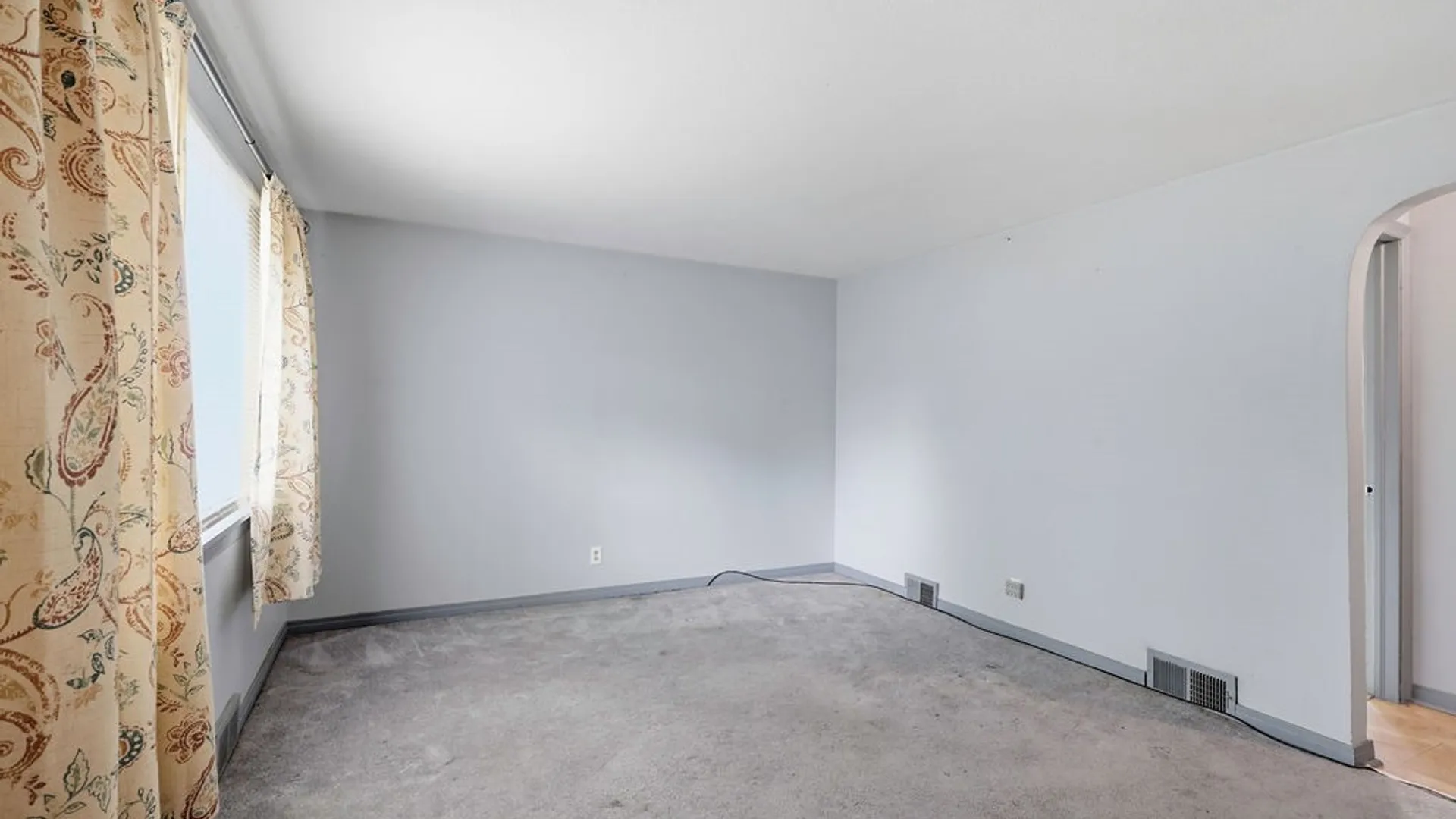 Property at 150 Harford Road, Syracuse, NY 13208 6