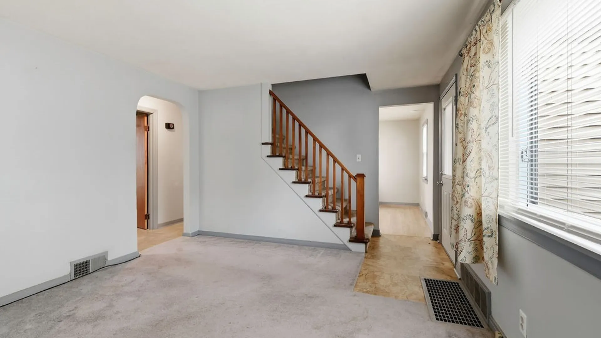Property at 150 Harford Road, Syracuse, NY 13208 7