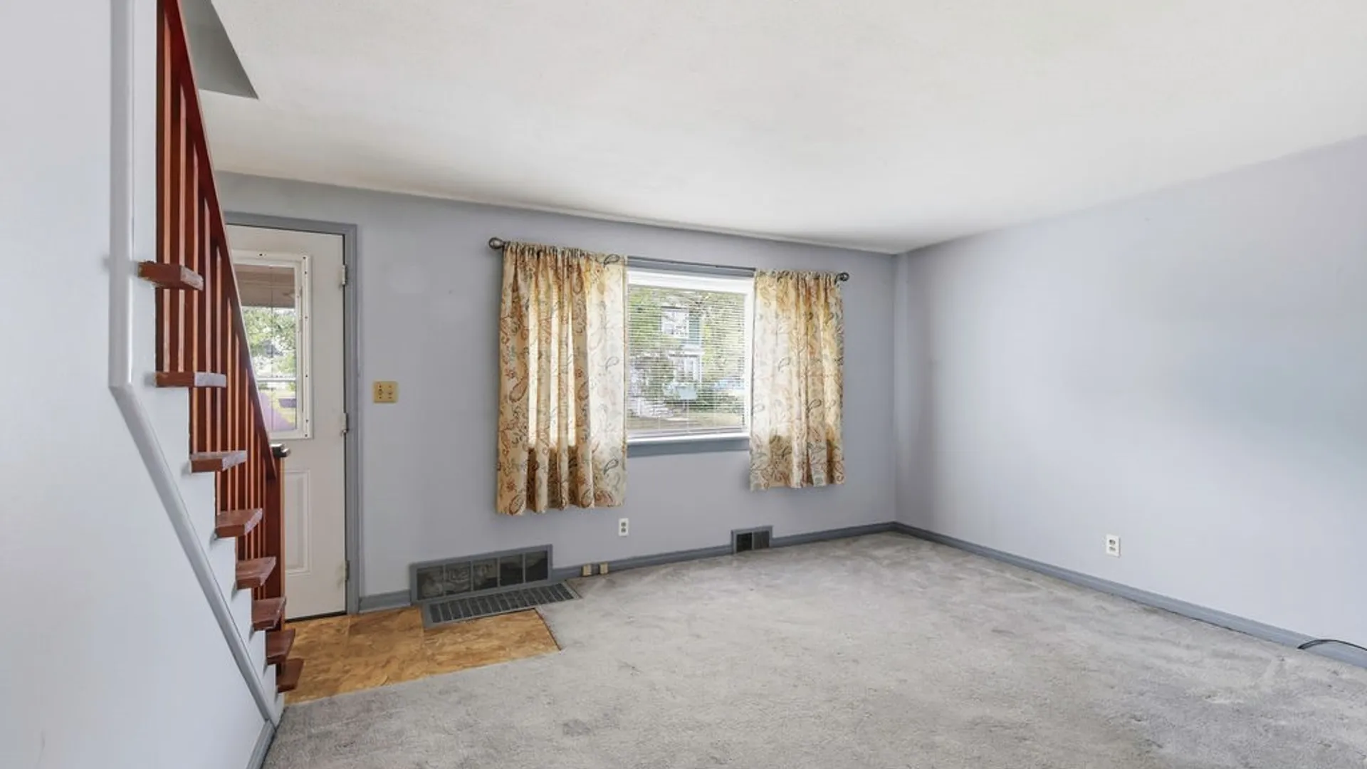 Property at 150 Harford Road, Syracuse, NY 13208 8