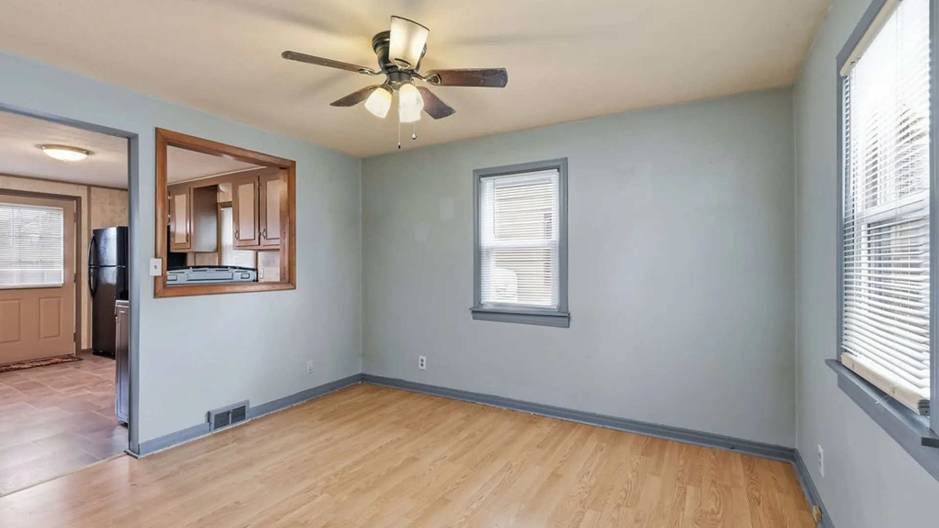 Property at 150 Harford Road, Syracuse, NY 13208 9