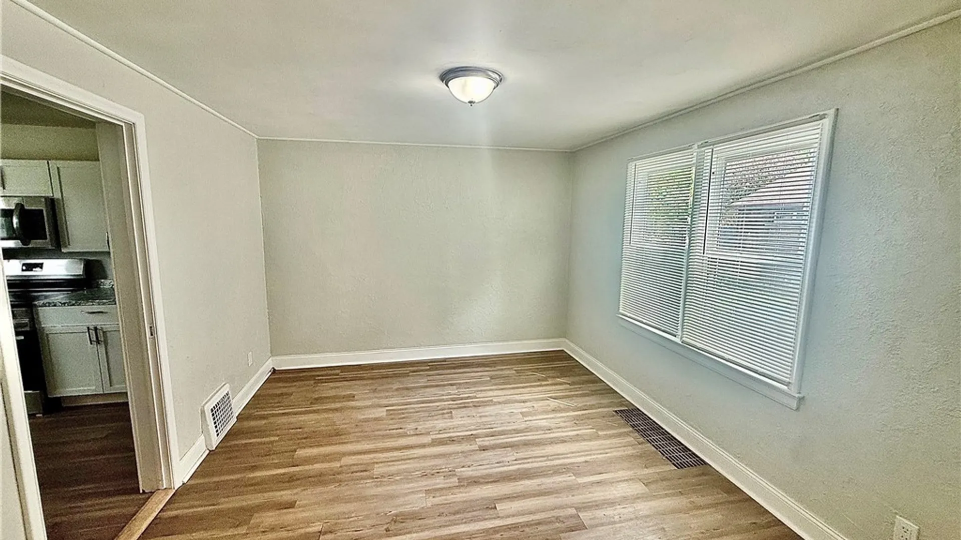 Property at 839 17th Street, Niagara Falls, NY 14301 4