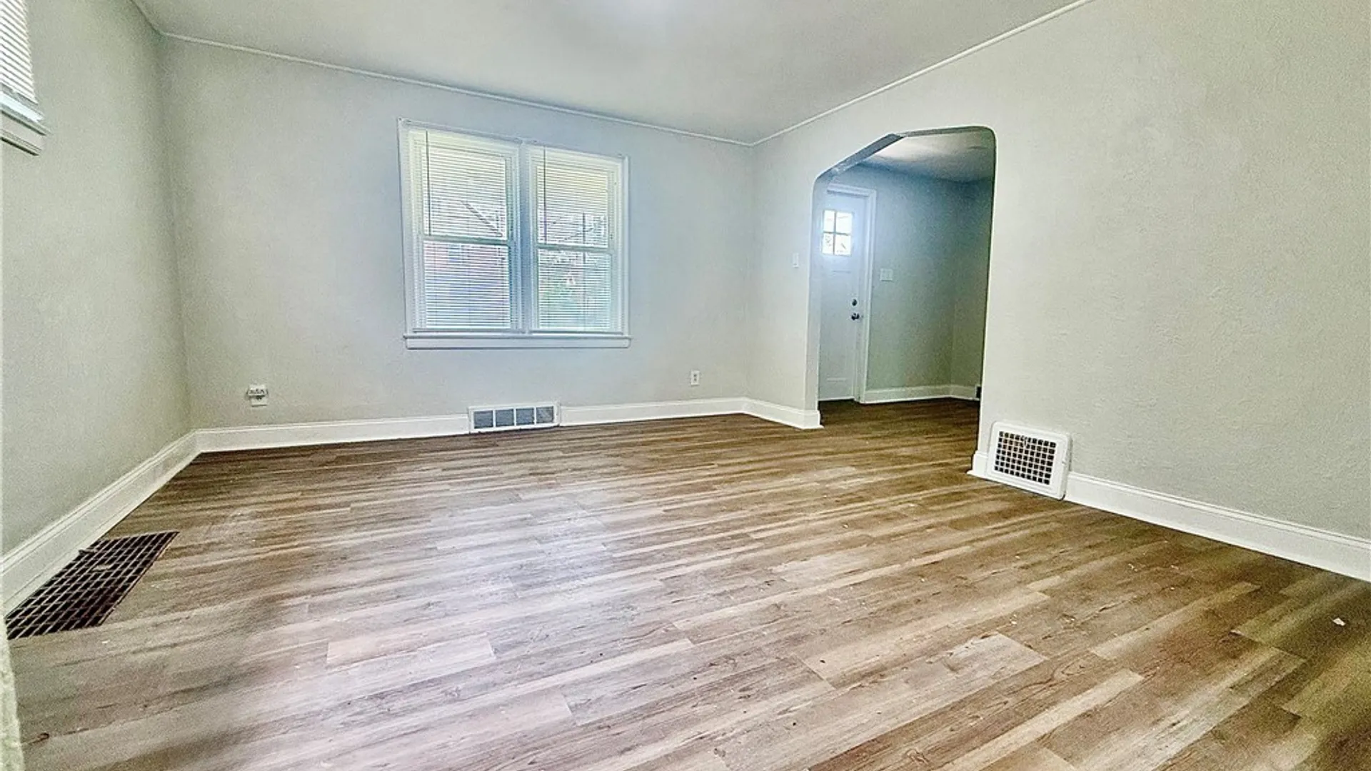 Property at 839 17th Street, Niagara Falls, NY 14301 6