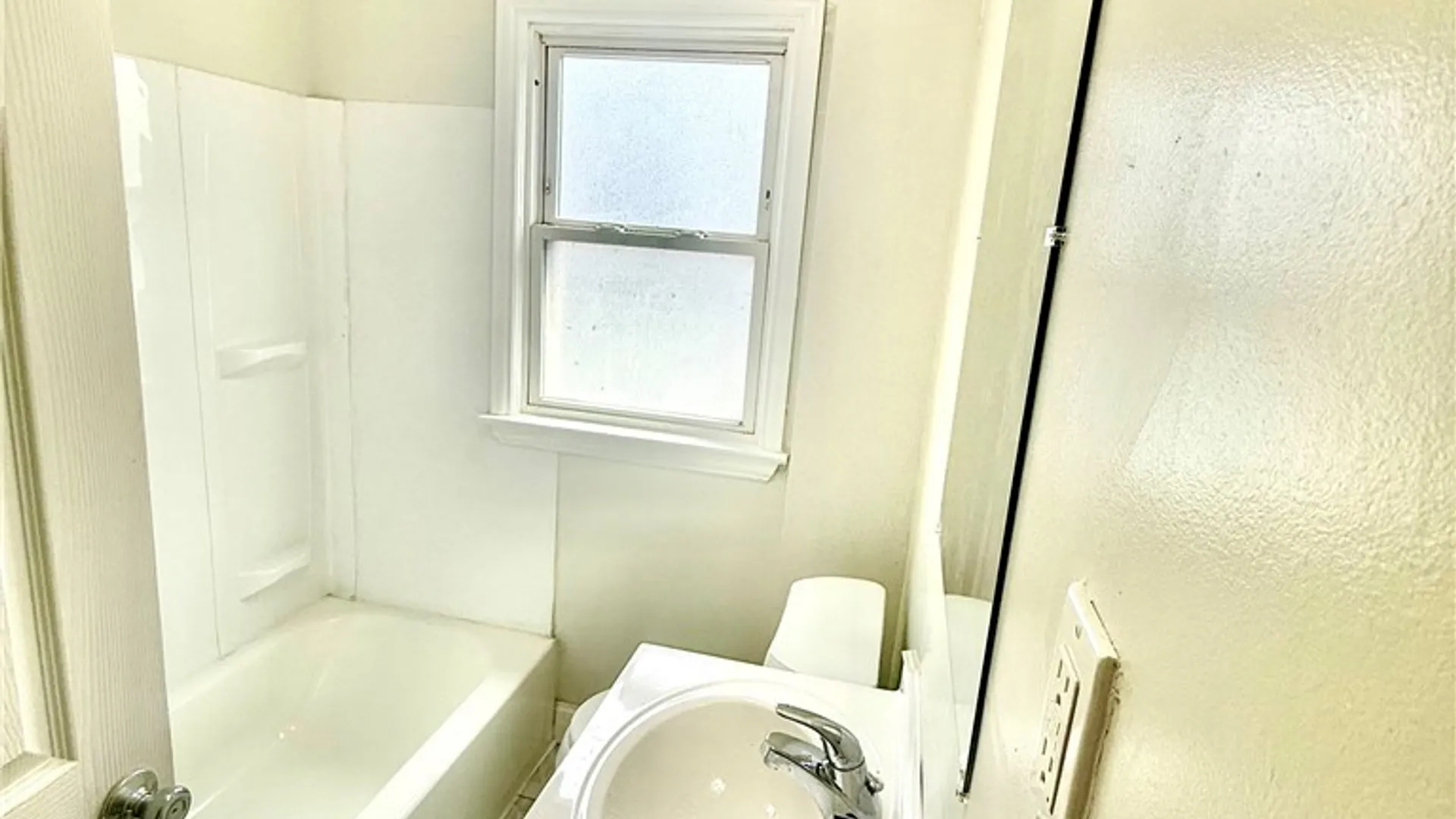 Property at 839 17th Street, Niagara Falls, NY 14301 12