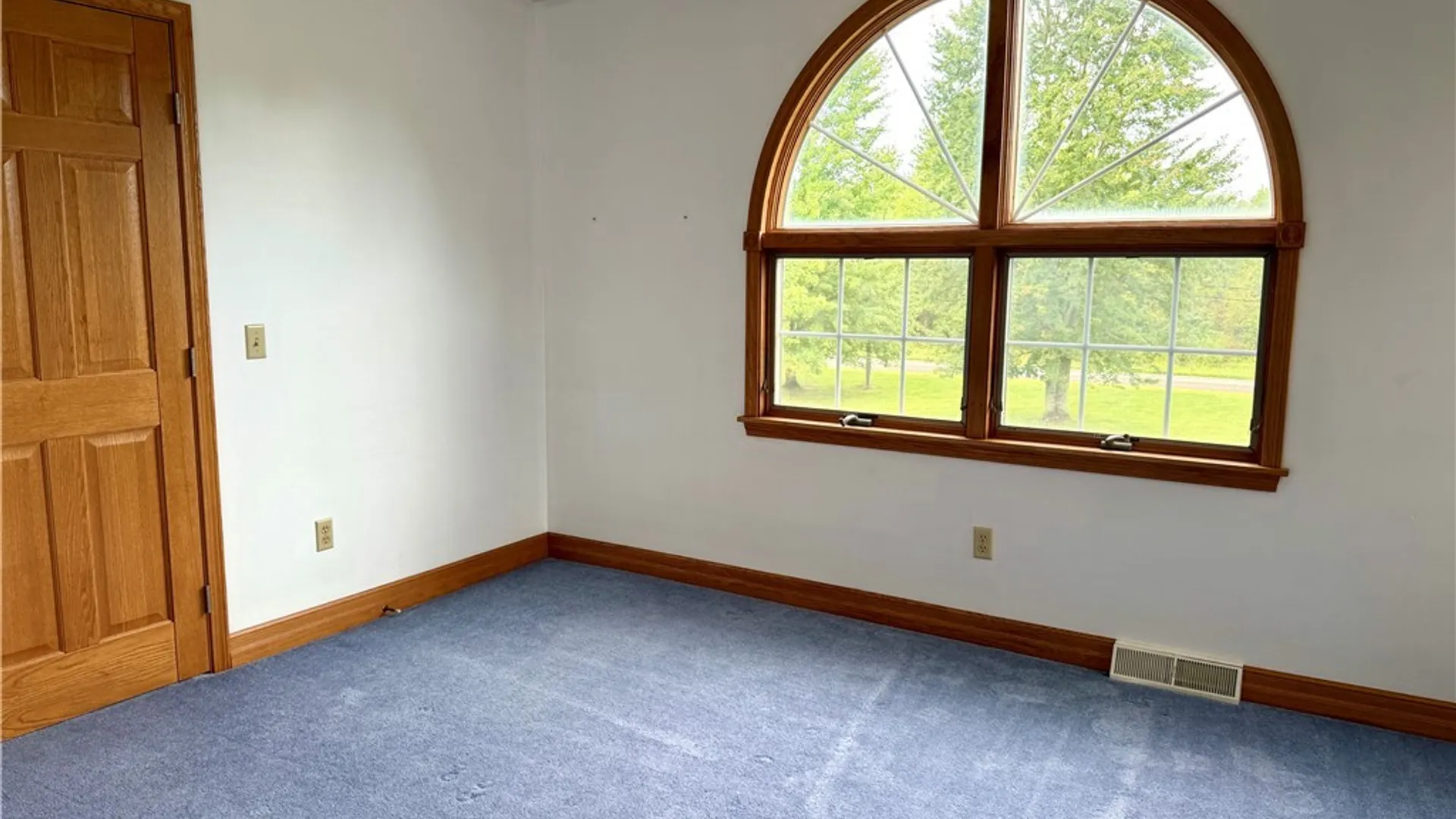 Property at 9239 Carpenter Road, Eden, NY 14057 24