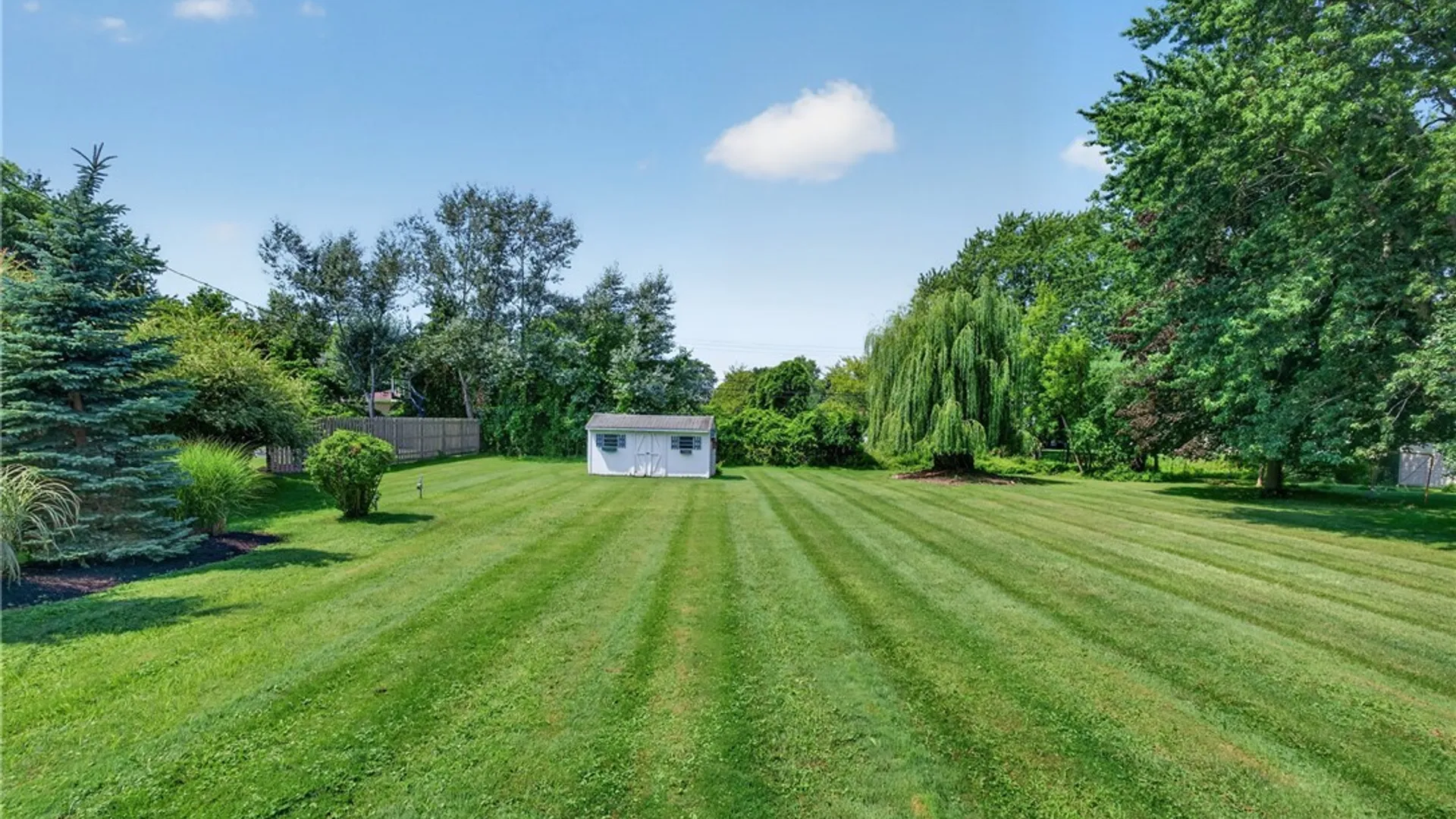 Property at 5030 Clearview Dr, Clarence, NY 14221 37