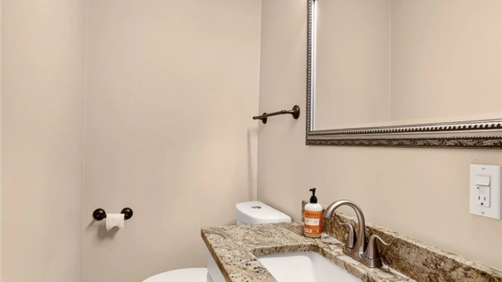 Property at 106 Stonehenge Road, Irondequoit, NY 14609 33