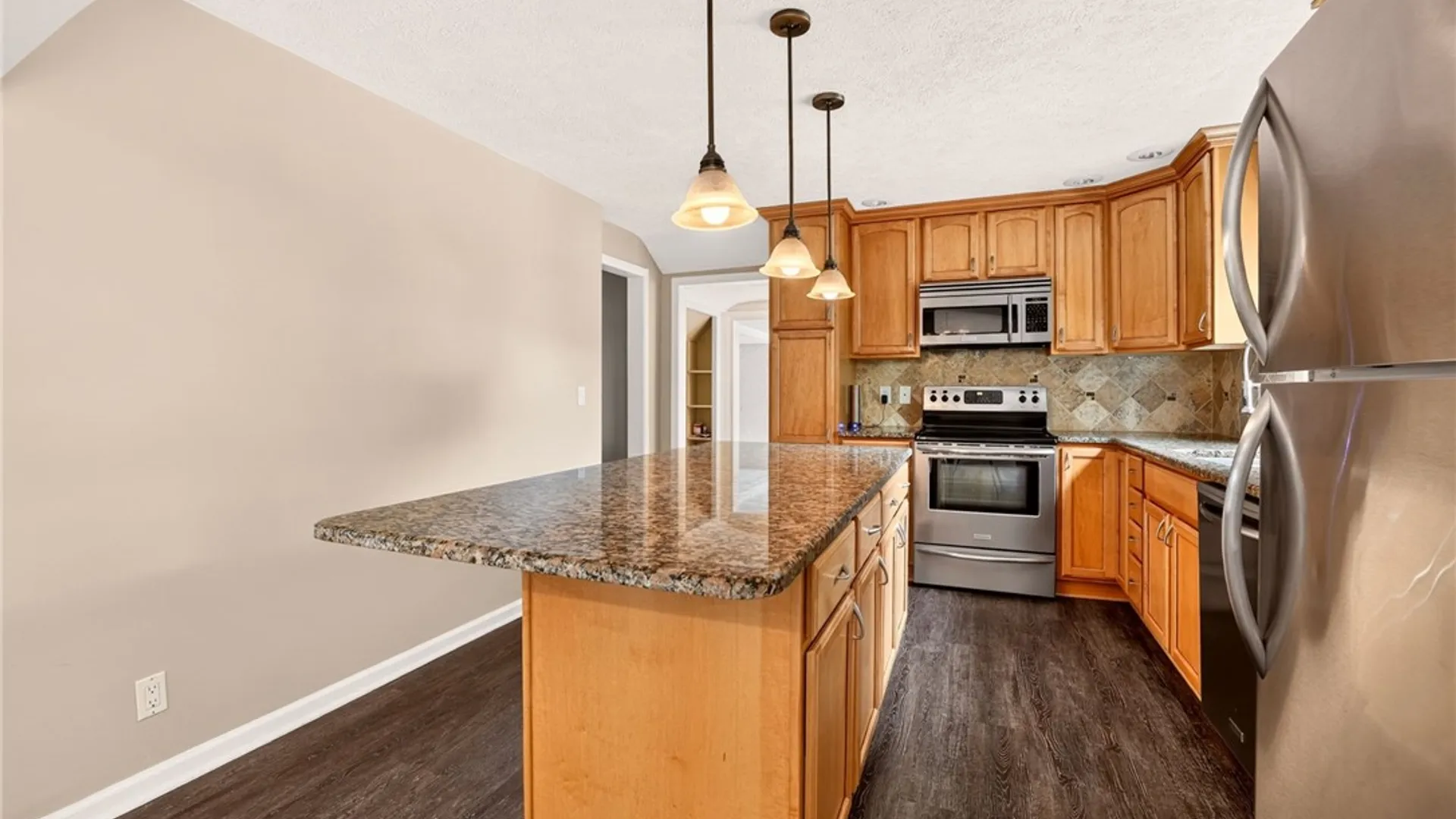 Property at 106 Stonehenge Road, Irondequoit, NY 14609 23