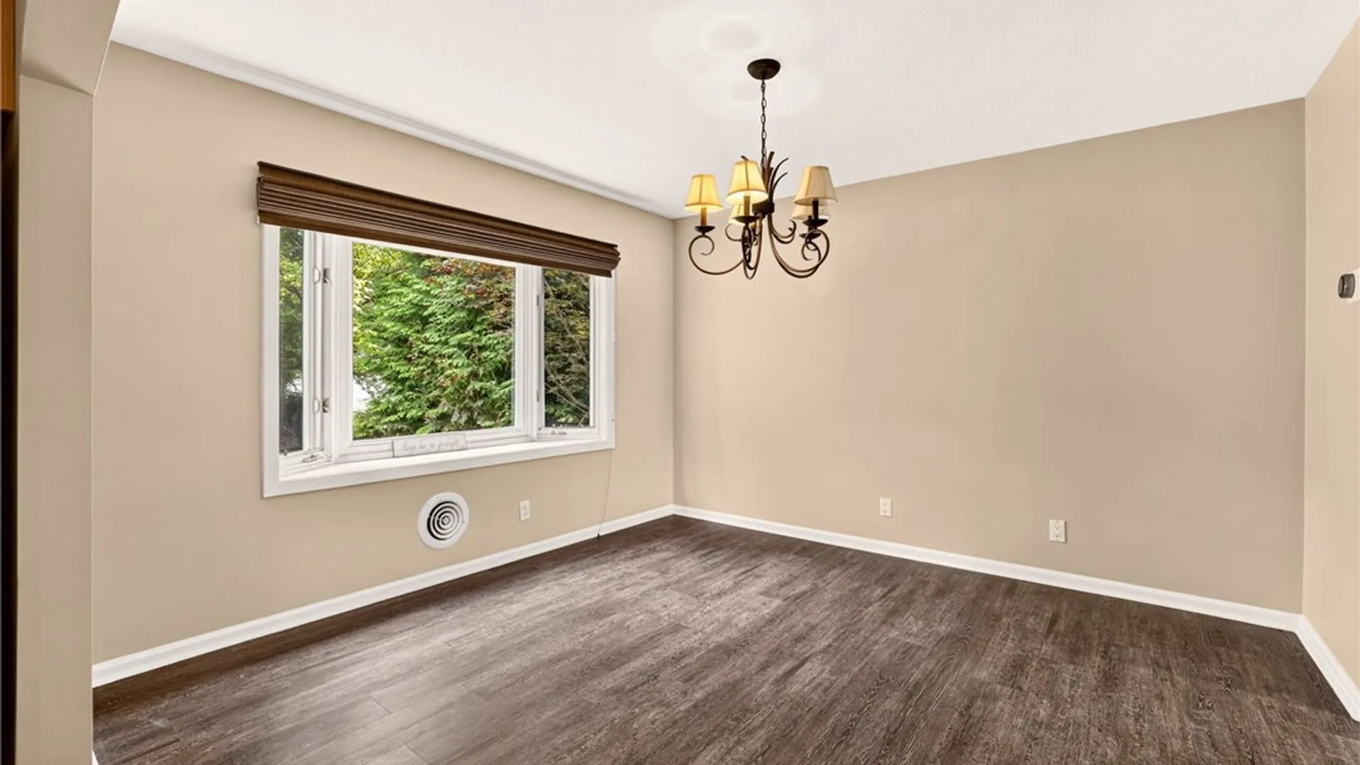 Property at 106 Stonehenge Road, Irondequoit, NY 14609 20