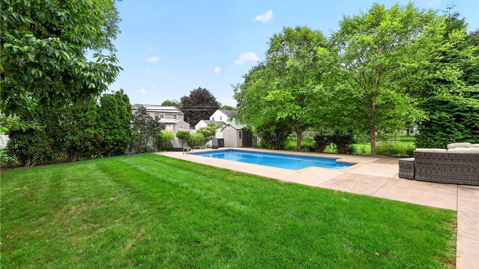 Property at 106 Stonehenge Road, Irondequoit, NY 14609 8