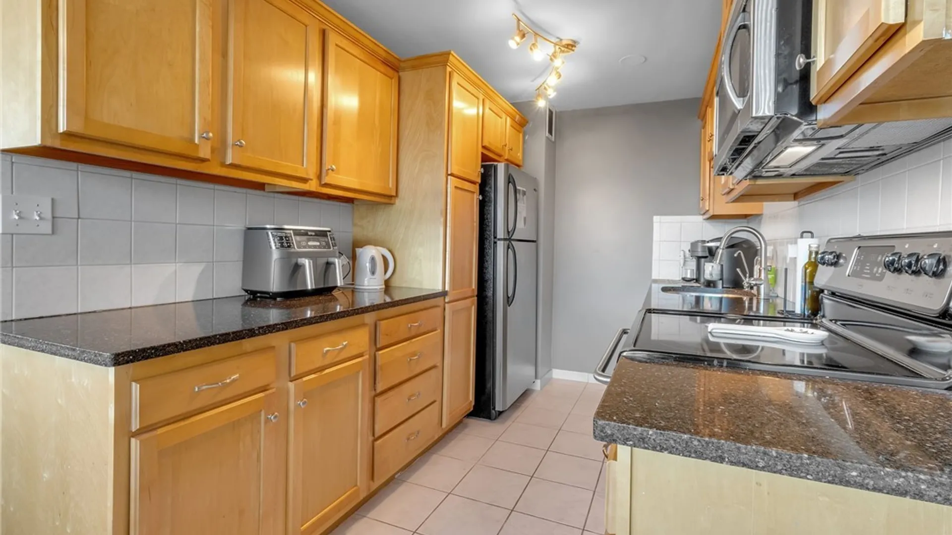Property at 849 Delaware Avenue, Buffalo, NY 14209 3