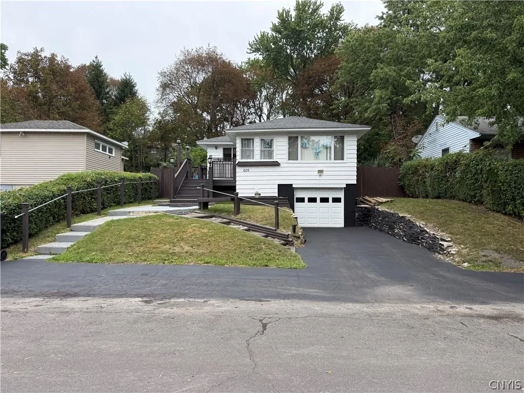 Property at 609 Demong Drive, Syracuse, NY 13214