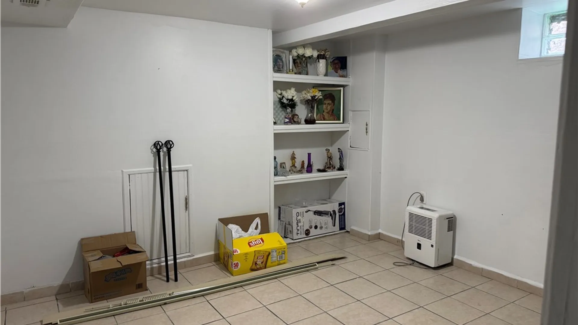 Property at 609 Demong Drive, Syracuse, NY 13214 17