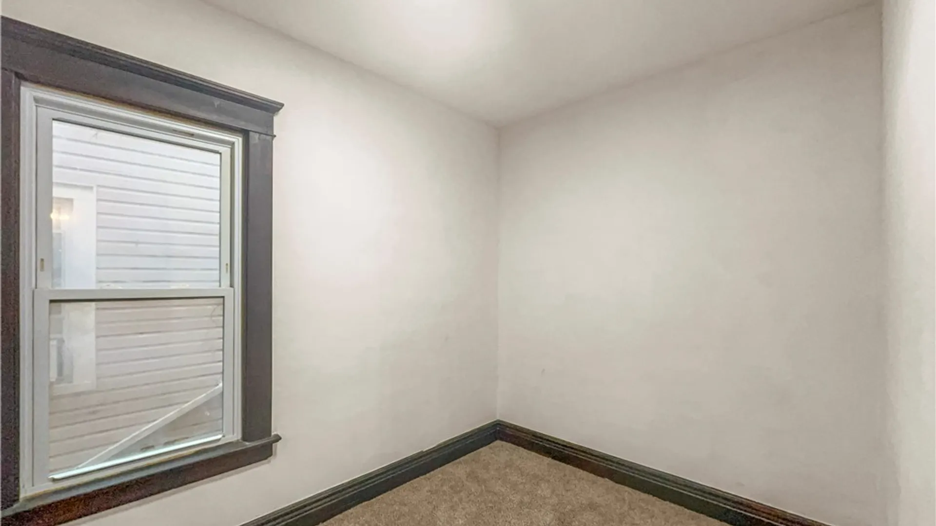 Property at 20 Garfield Street, Buffalo, NY 14207 8