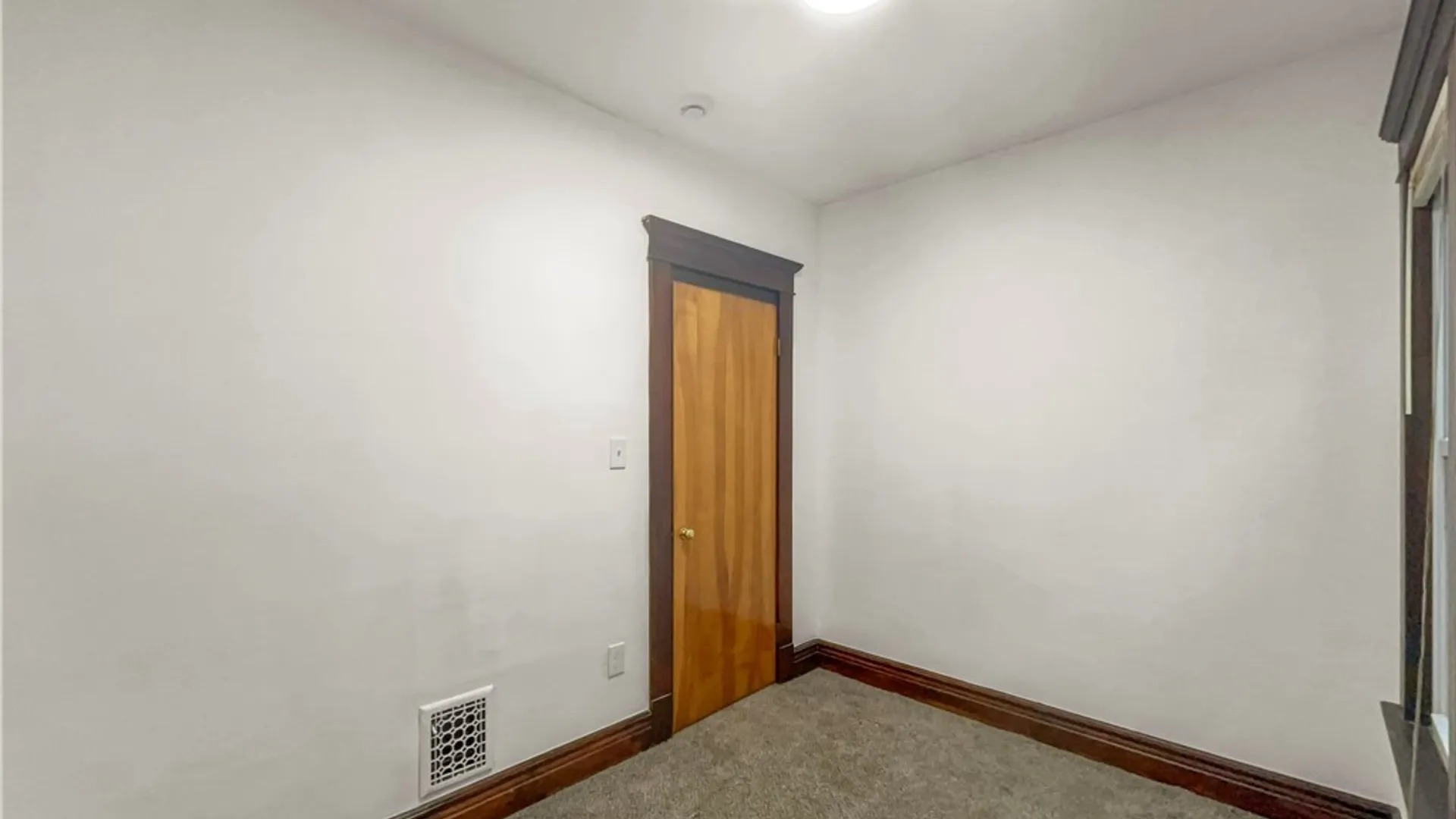 Property at 20 Garfield Street, Buffalo, NY 14207 10