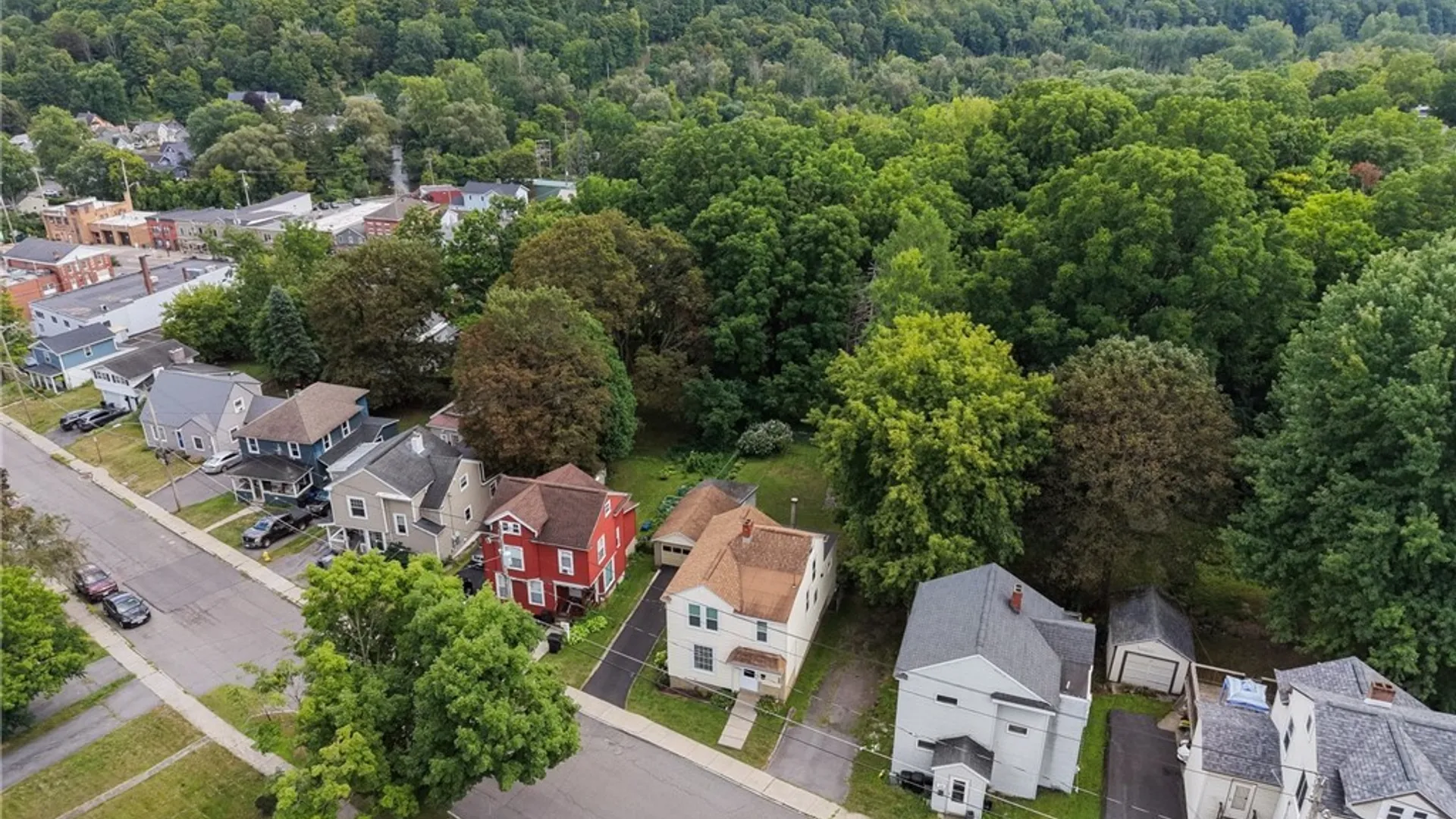 Property at 21 Elderkin Avenue, Camillus, NY 13031 43