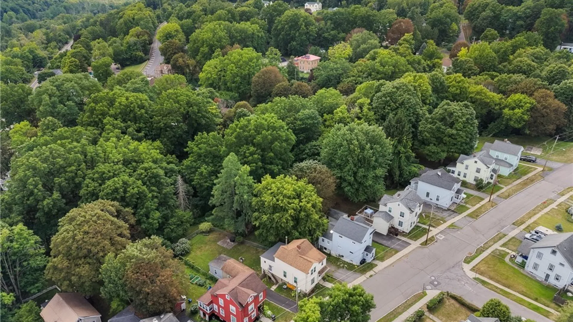 Property at 21 Elderkin Avenue, Camillus, NY 13031 45
