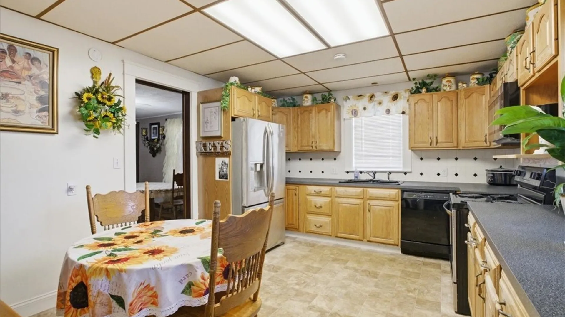 Property at 2505 Falls Street, Niagara Falls, NY 14303 14