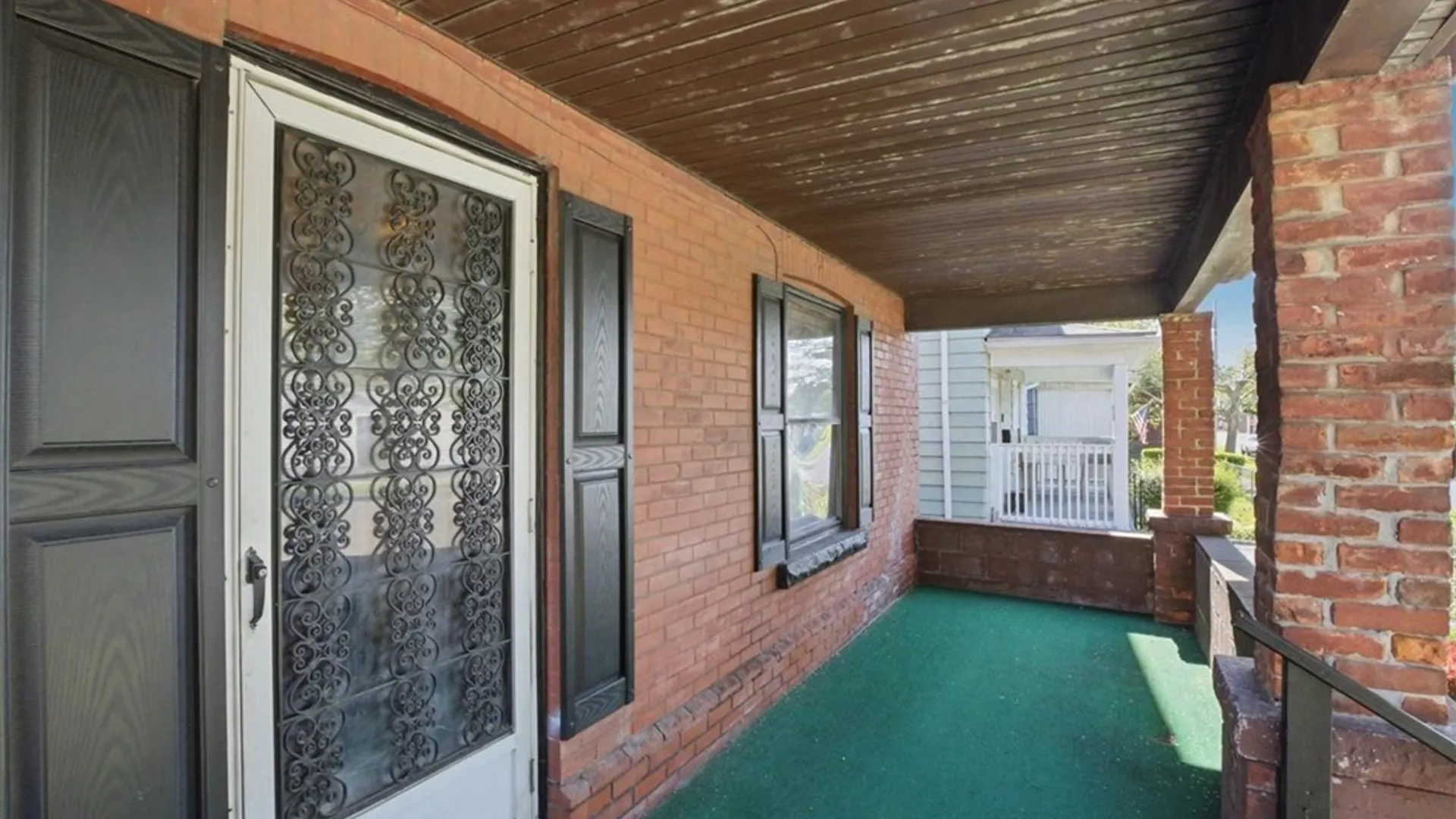 Property at 2505 Falls Street, Niagara Falls, NY 14303 3
