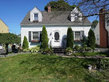 Property at 228 Lindsay Place, North Tonawanda, NY 14120