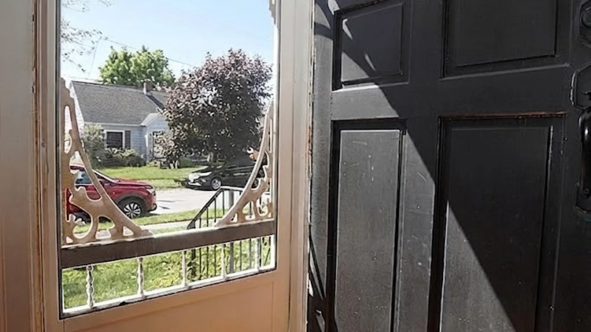 Property at 228 Lindsay Place, North Tonawanda, NY 14120 4