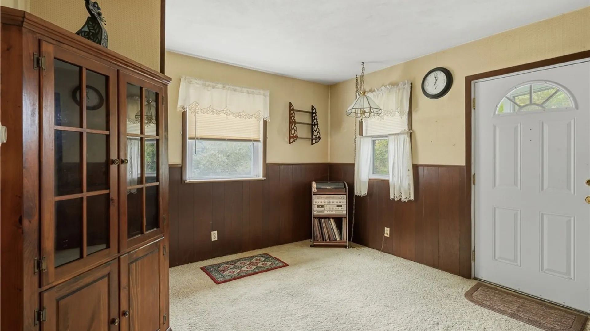 Property at 4400 Limerick Street, Marcellus, NY 13108 14