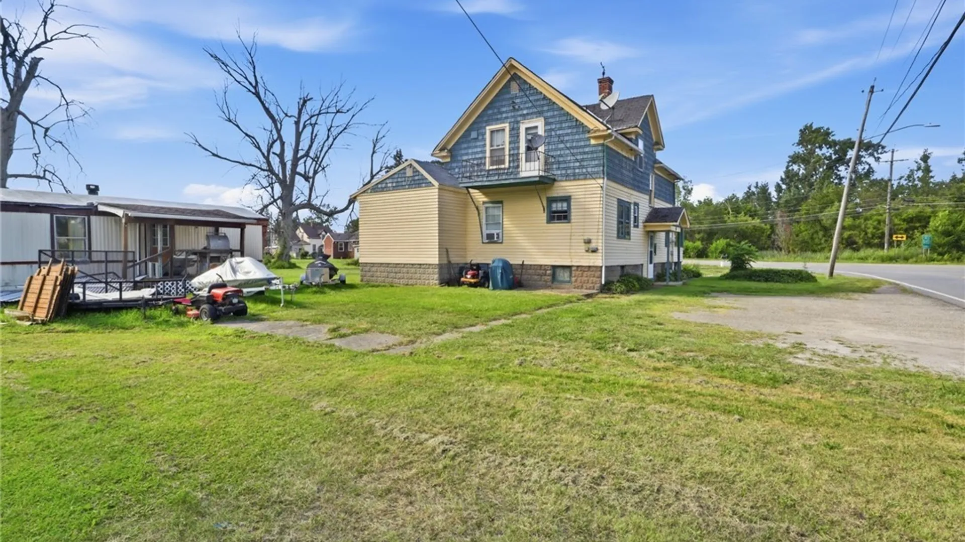 Property at 2790 Niagara Falls Boulevard, Wheatfield, NY 14120 6