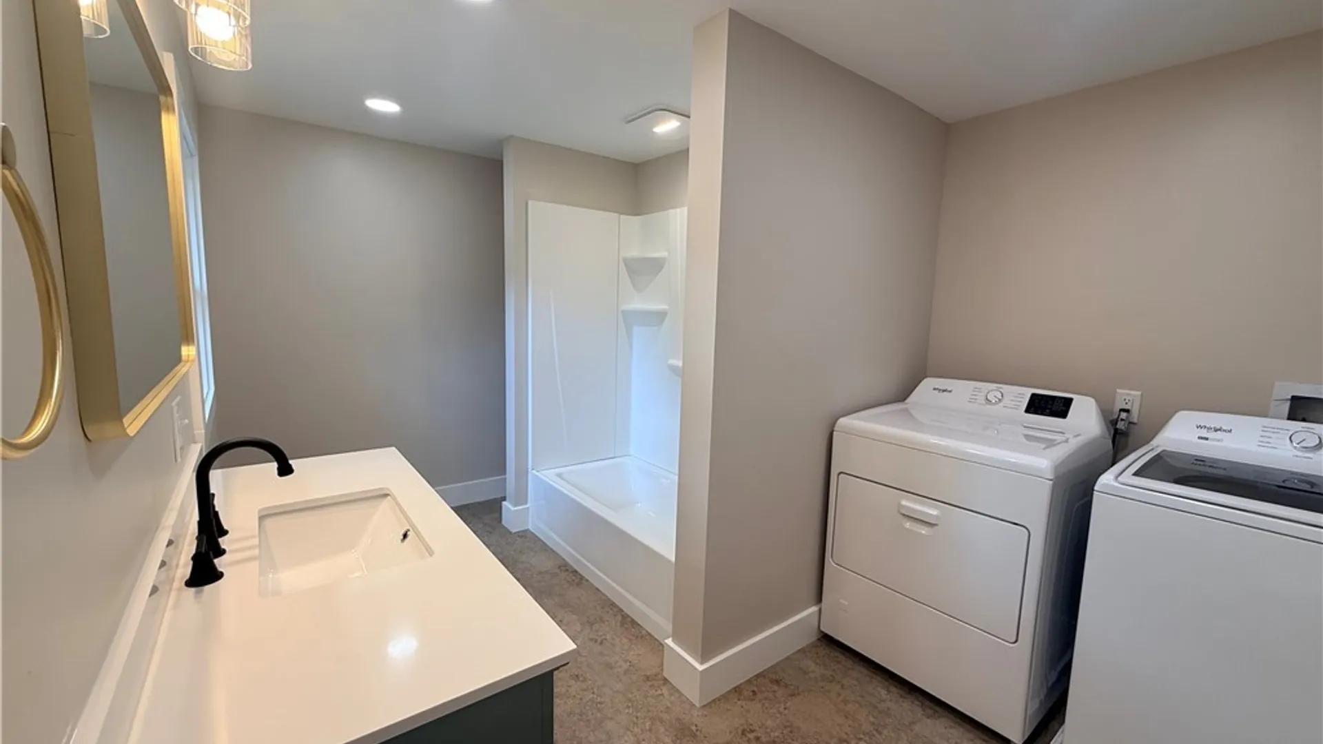 Property at 5173 Ellicott Street Road, Batavia, NY 14020 22