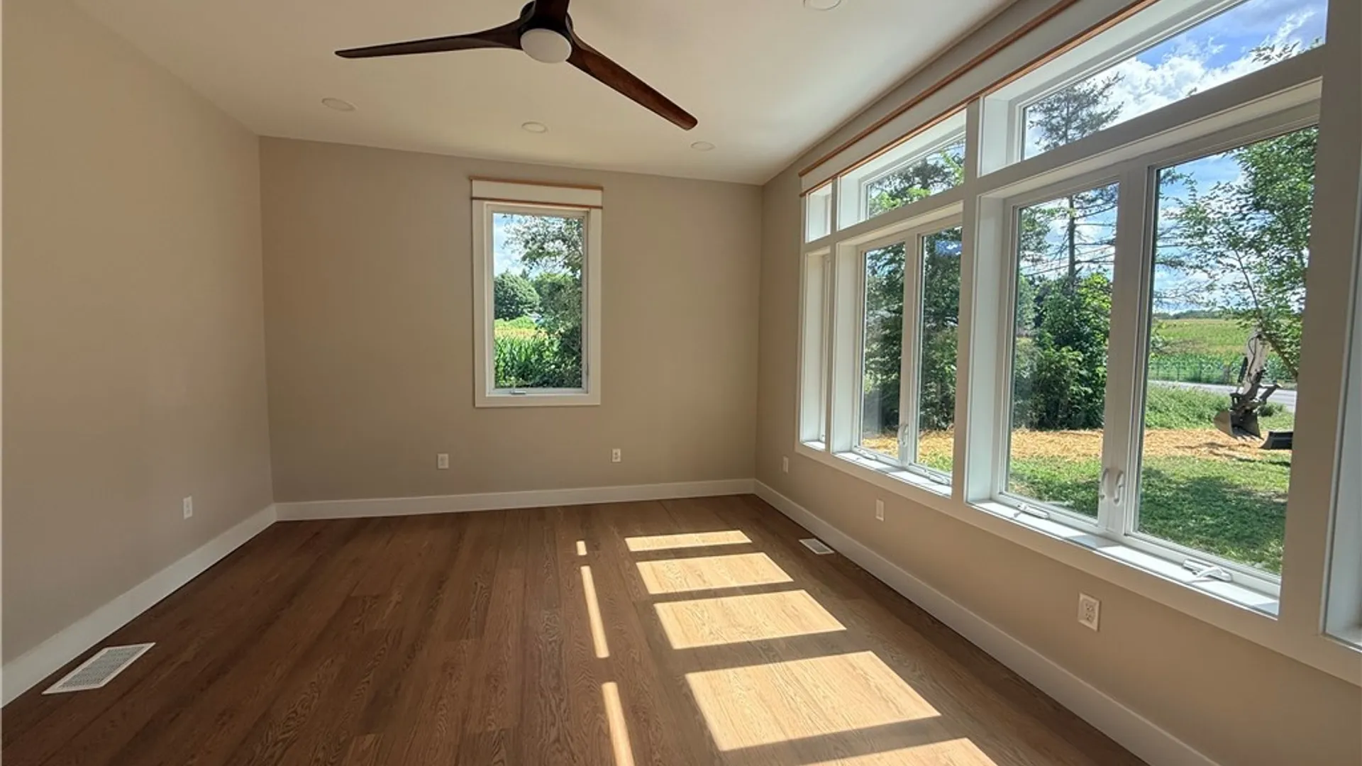 Property at 5173 Ellicott Street Road, Batavia, NY 14020 3