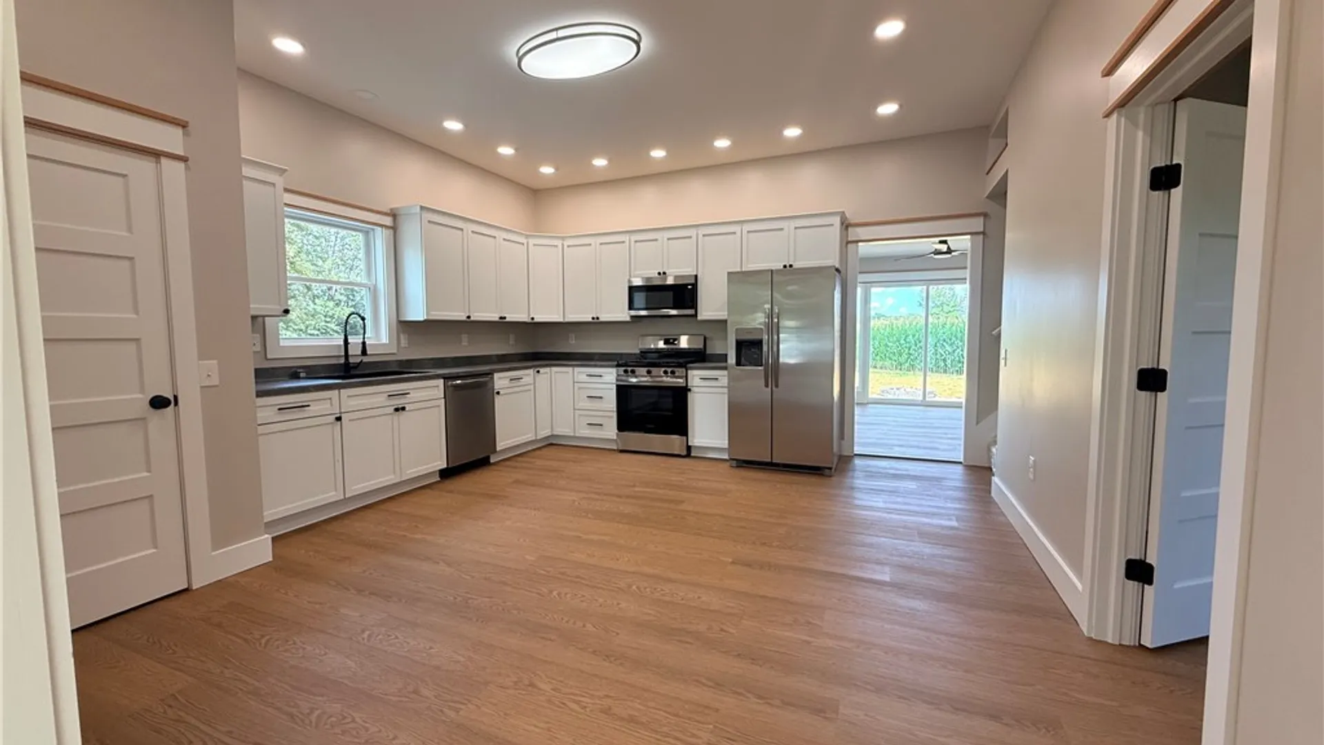 Property at 5173 Ellicott Street Road, Batavia, NY 14020 9