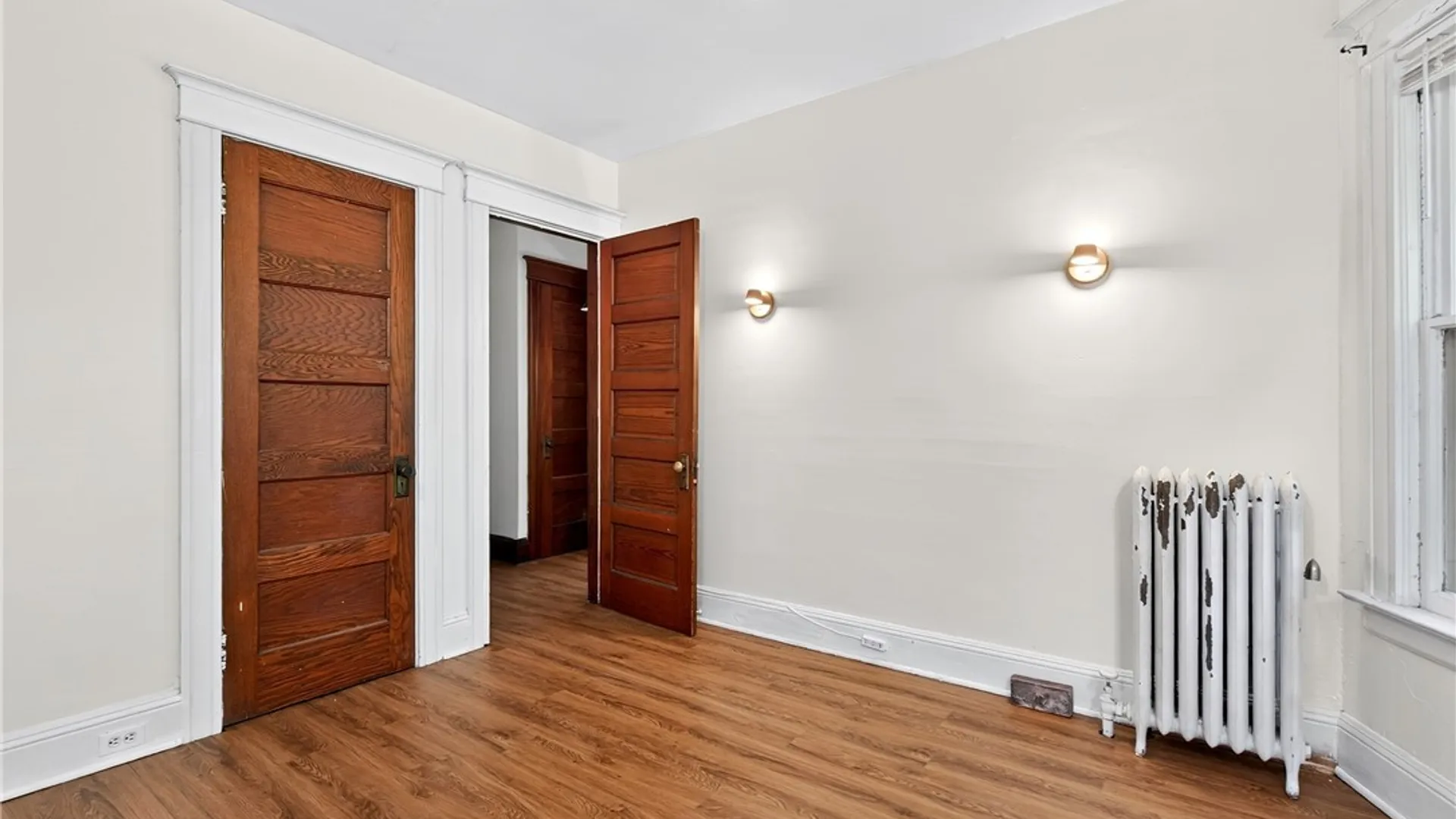 Property at 58 Inwood Place, Buffalo, NY 14209 20