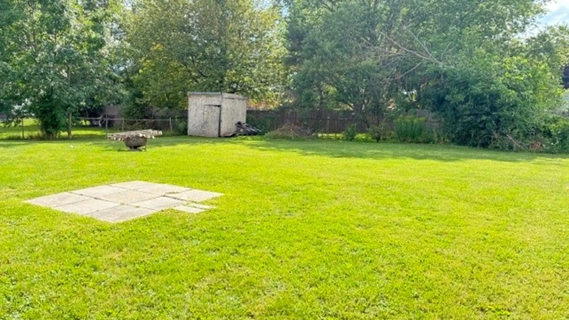 Property at 22 W 3rd Street, Cheektowaga, NY 14043 4