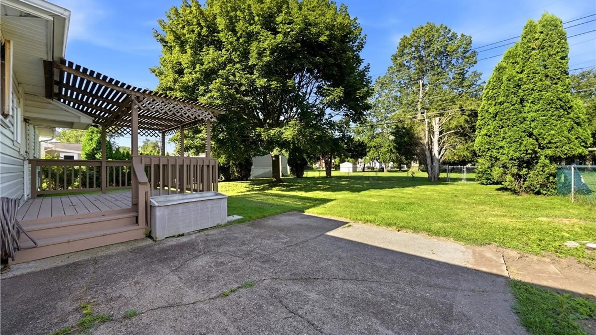 Property at 164 S Meadow Drive, North Tonawanda, NY 14120 29