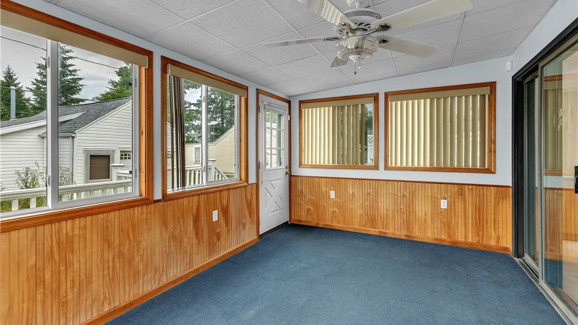 Property at 100 Greenfield Avenue, West Seneca, NY 14224 16