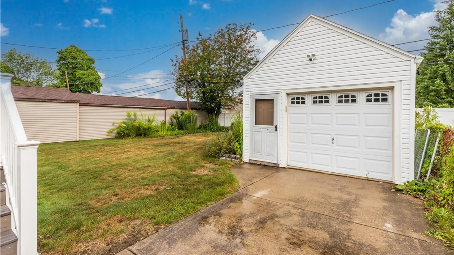 Property at 100 Greenfield Avenue, West Seneca, NY 14224 3
