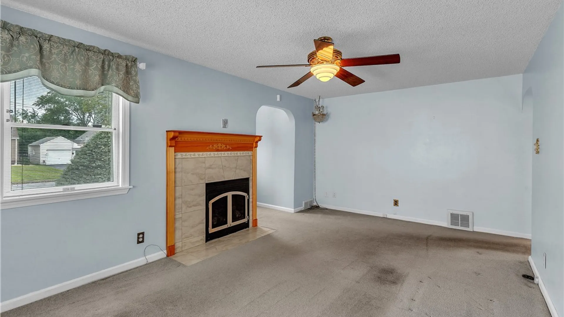 Property at 100 Greenfield Avenue, West Seneca, NY 14224 24