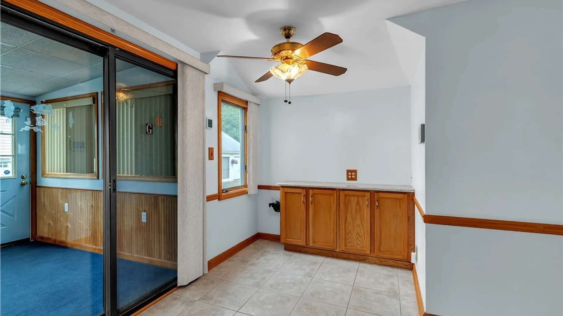 Property at 100 Greenfield Avenue, West Seneca, NY 14224 11