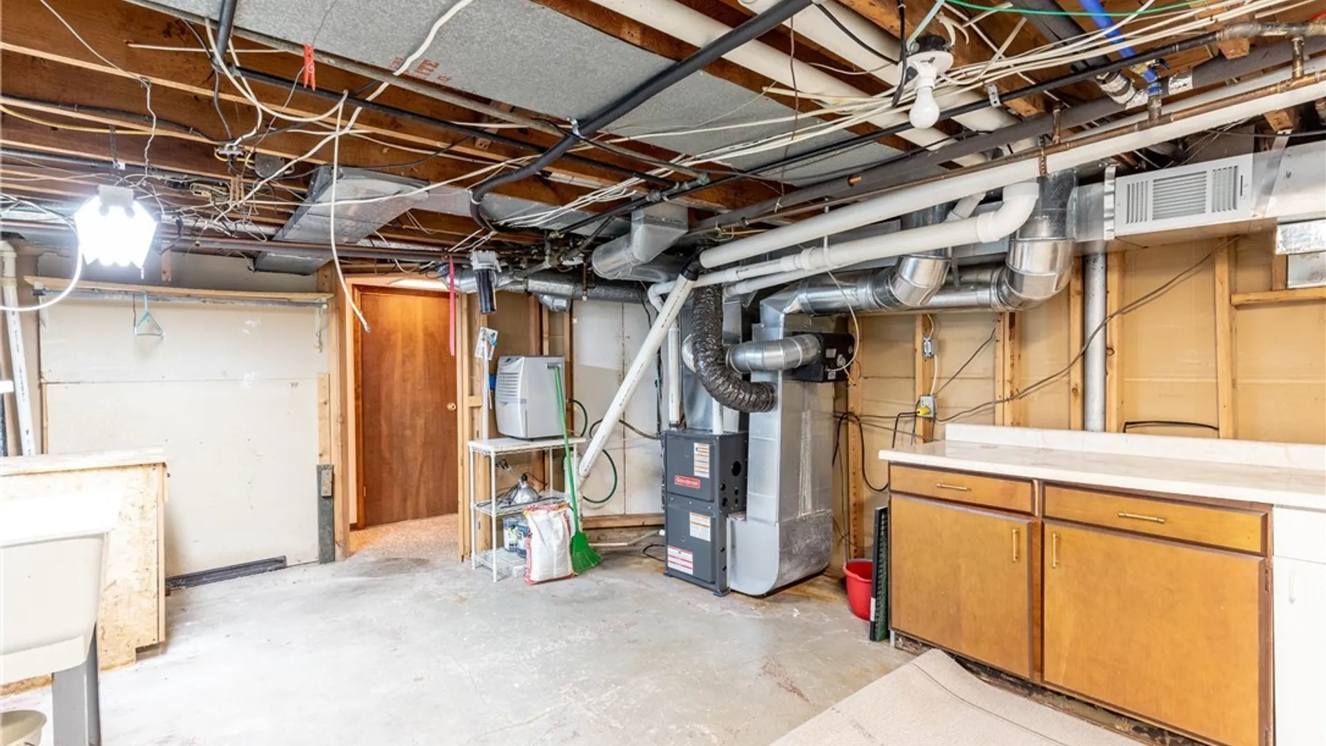 Property at 100 Greenfield Avenue, West Seneca, NY 14224 40