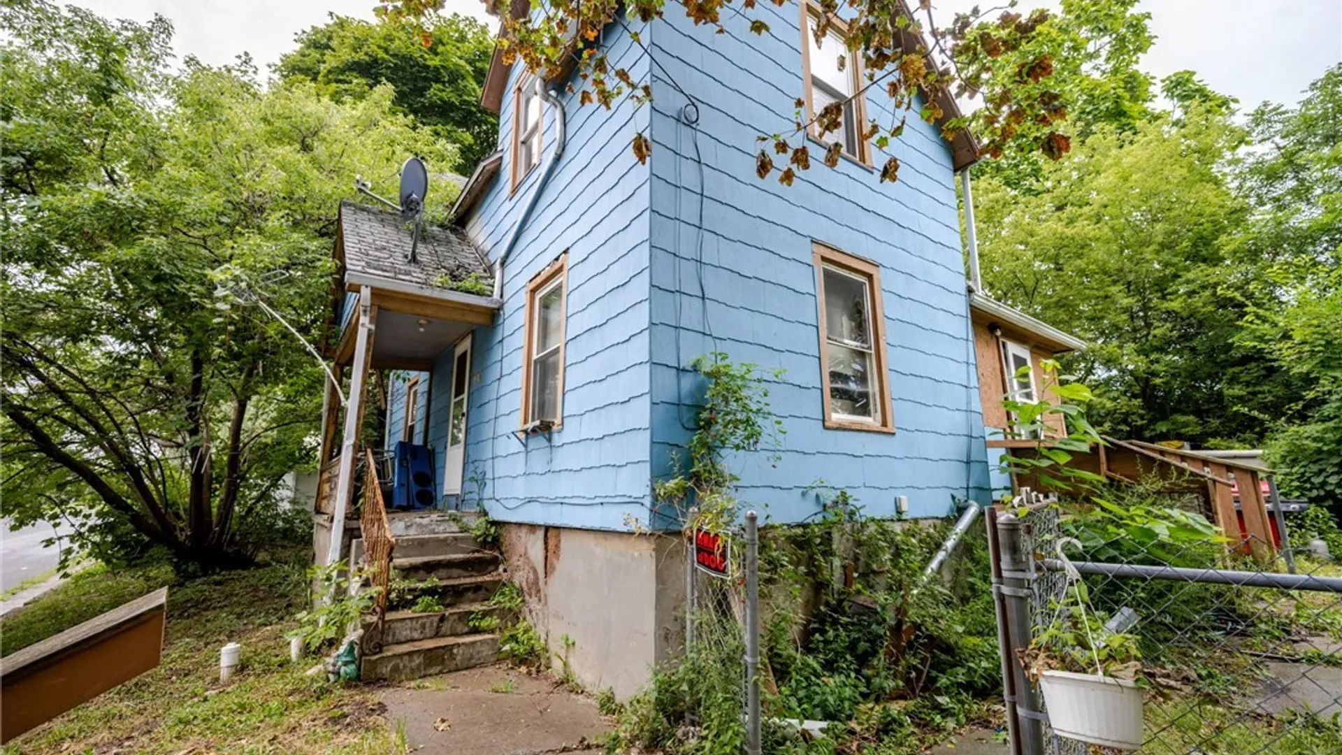 Property at 1218 College Avenue, Niagara Falls, NY 14305 25