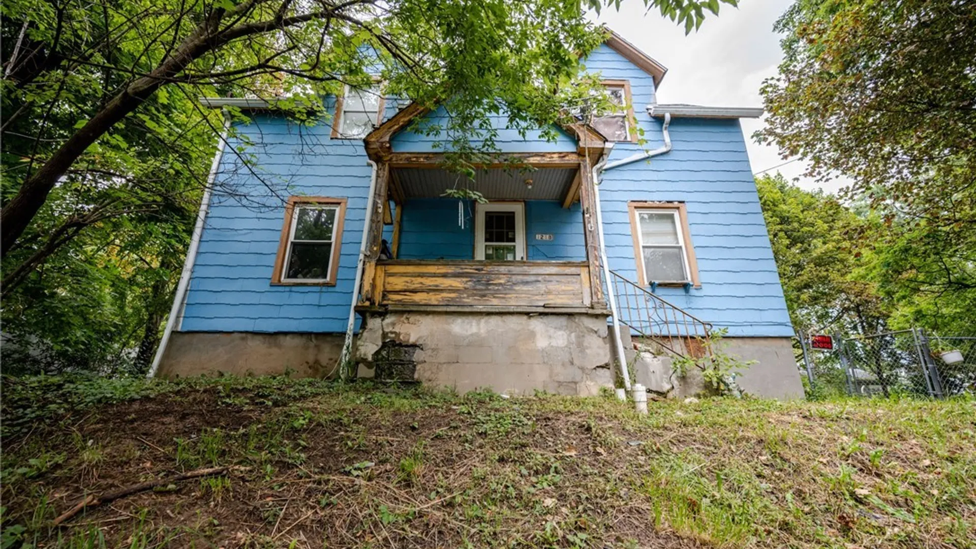 Property at 1218 College Avenue, Niagara Falls, NY 14305 3