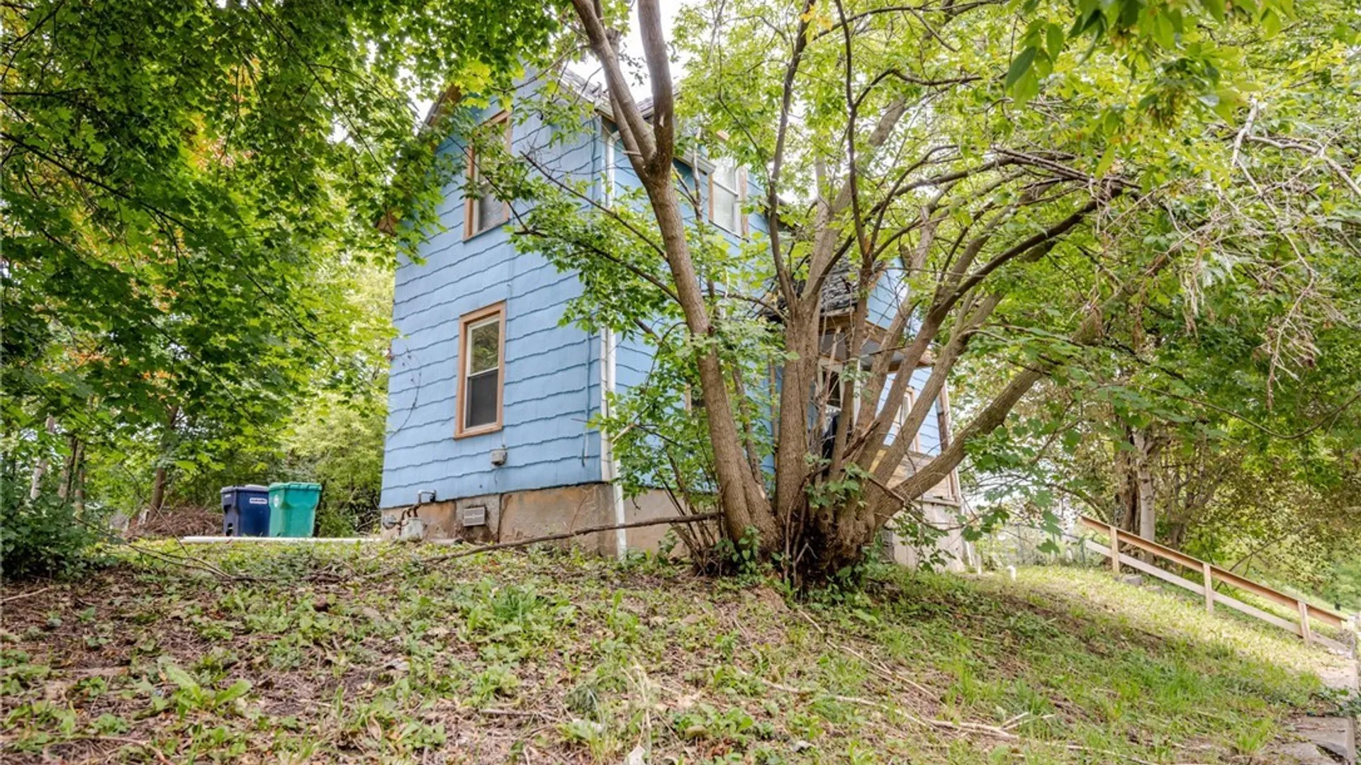 Property at 1218 College Avenue, Niagara Falls, NY 14305 4