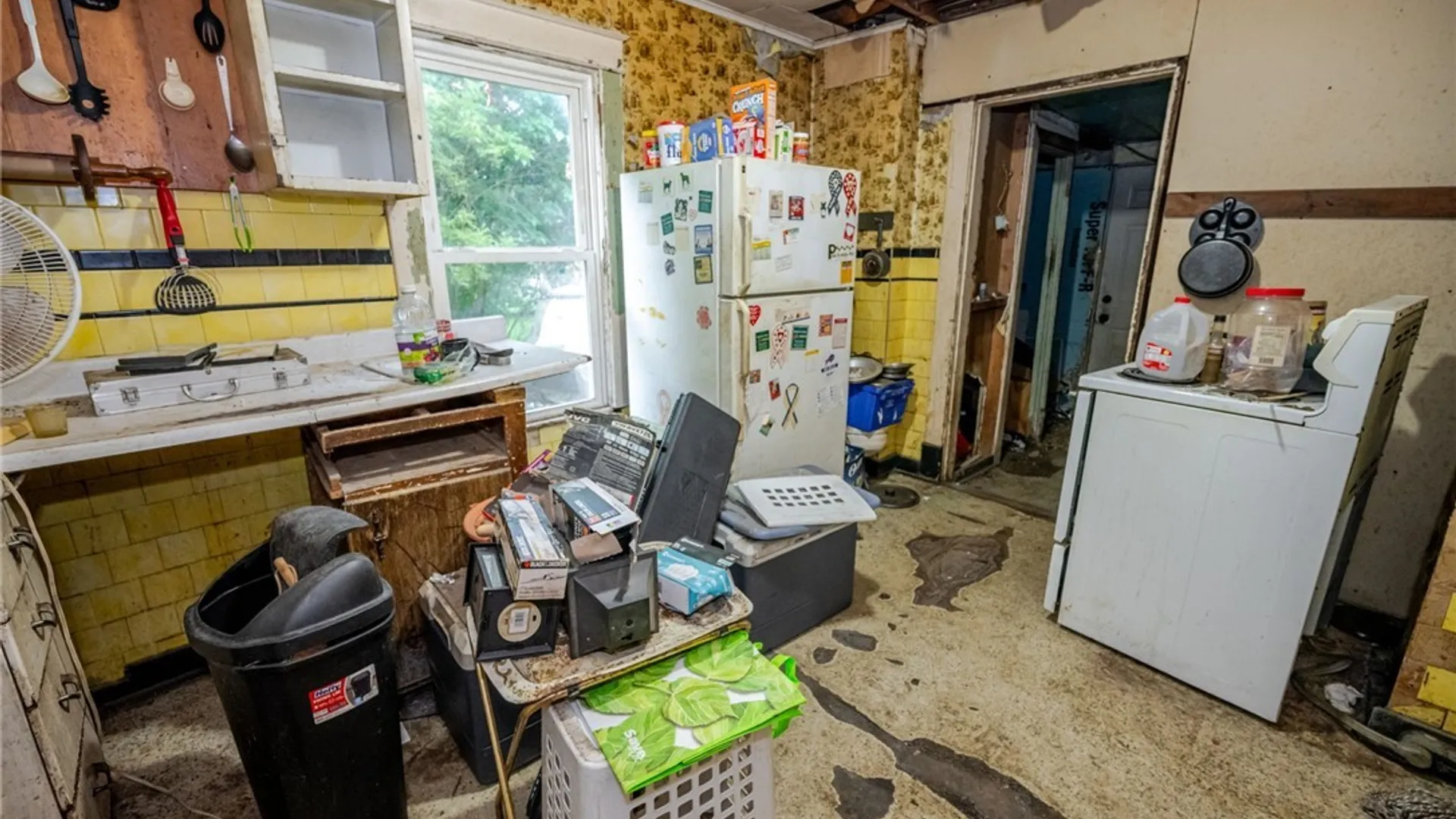 Property at 1218 College Avenue, Niagara Falls, NY 14305 9
