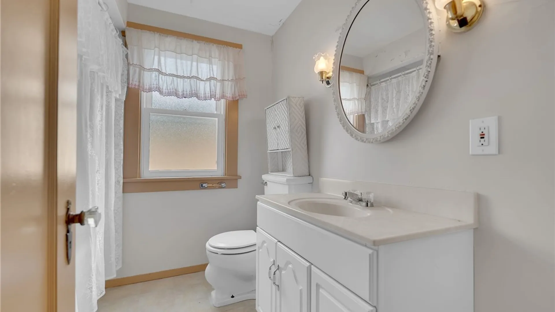 Property at 44 George Urban Boulevard, Cheektowaga, NY 14225 21