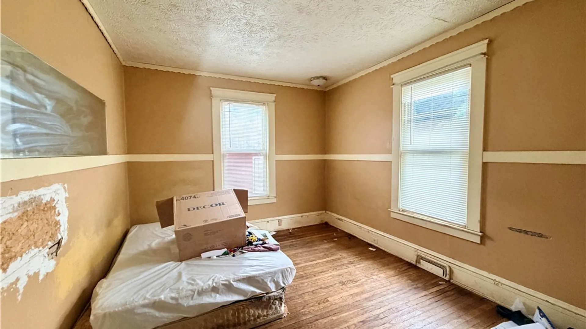 Property at 900 W 1st Street, Elmira, NY 14905 12