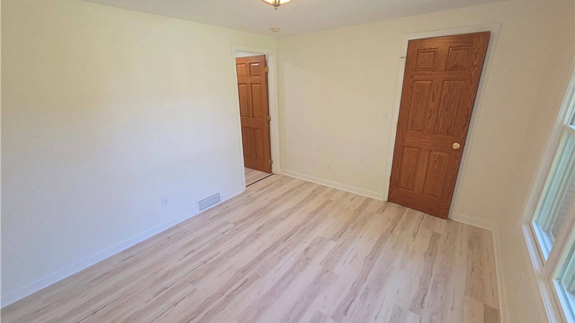 Property at 862 Hillside Drive, Lewiston, NY 14092 17