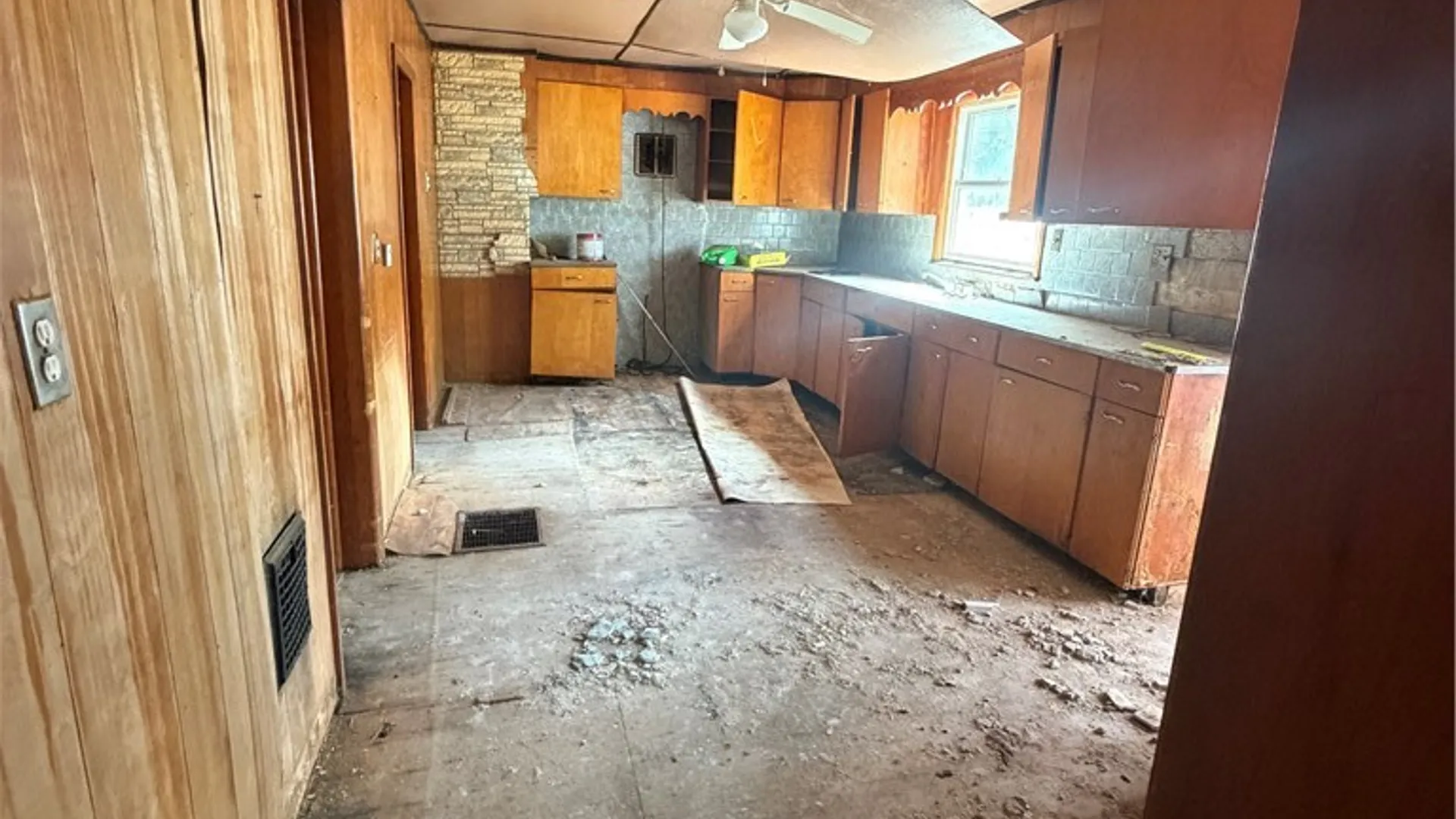 Property at 629 Lansing Street, Utica, NY 13501 6