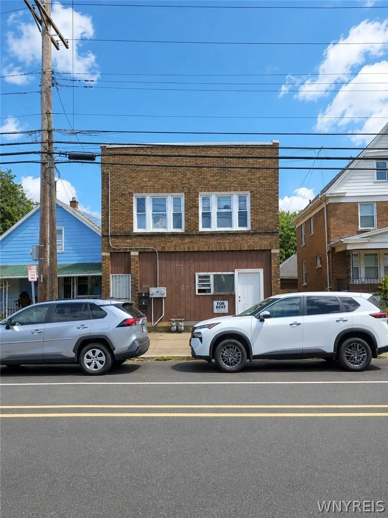 Property at 1727 Ferry Avenue, Niagara Falls, NY 14301