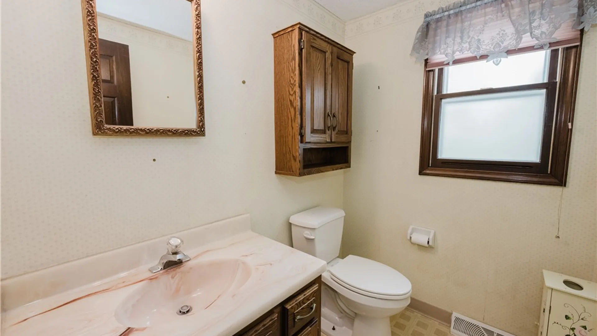 Property at 4633 Deerfield Road, Hamburg, NY 14075 25